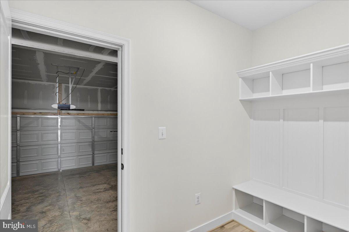 172 Covenant Way Property Photo 37