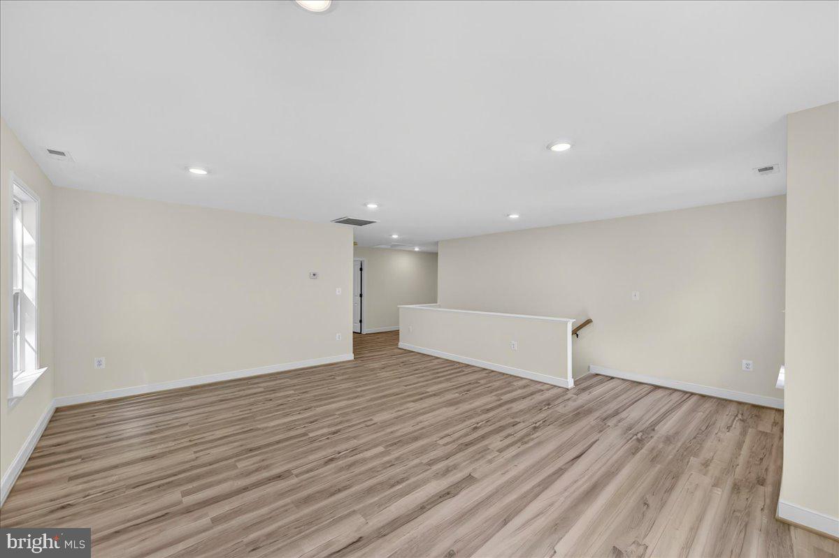 172 Covenant Way Property Photo 48