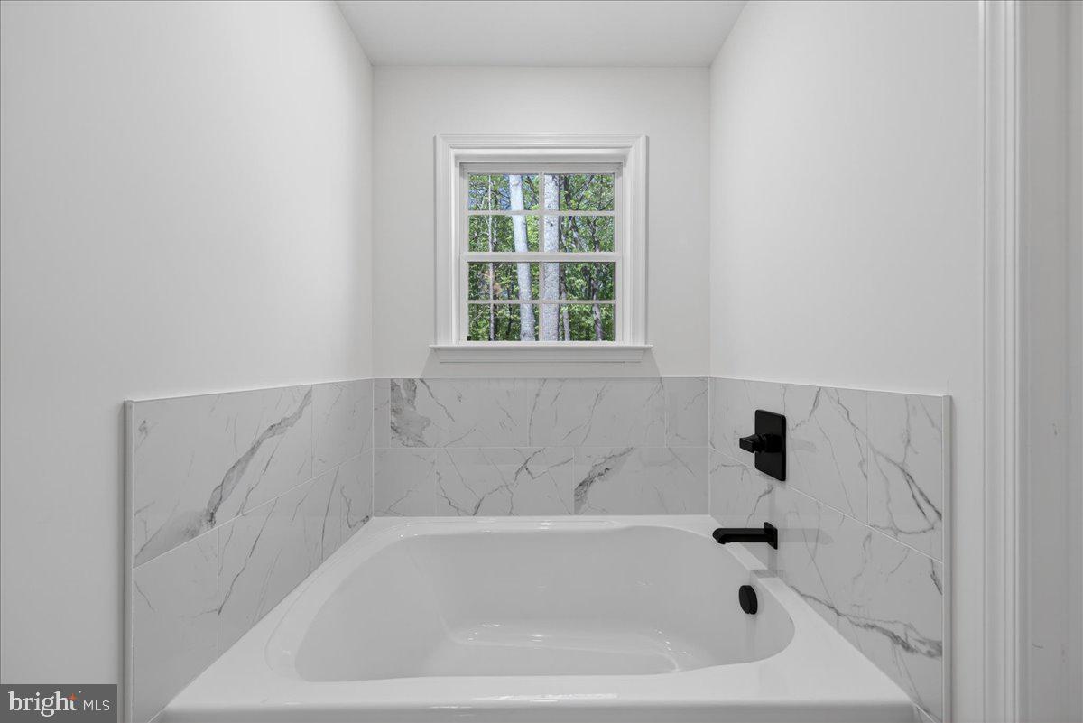 172 Covenant Way Property Photo 59