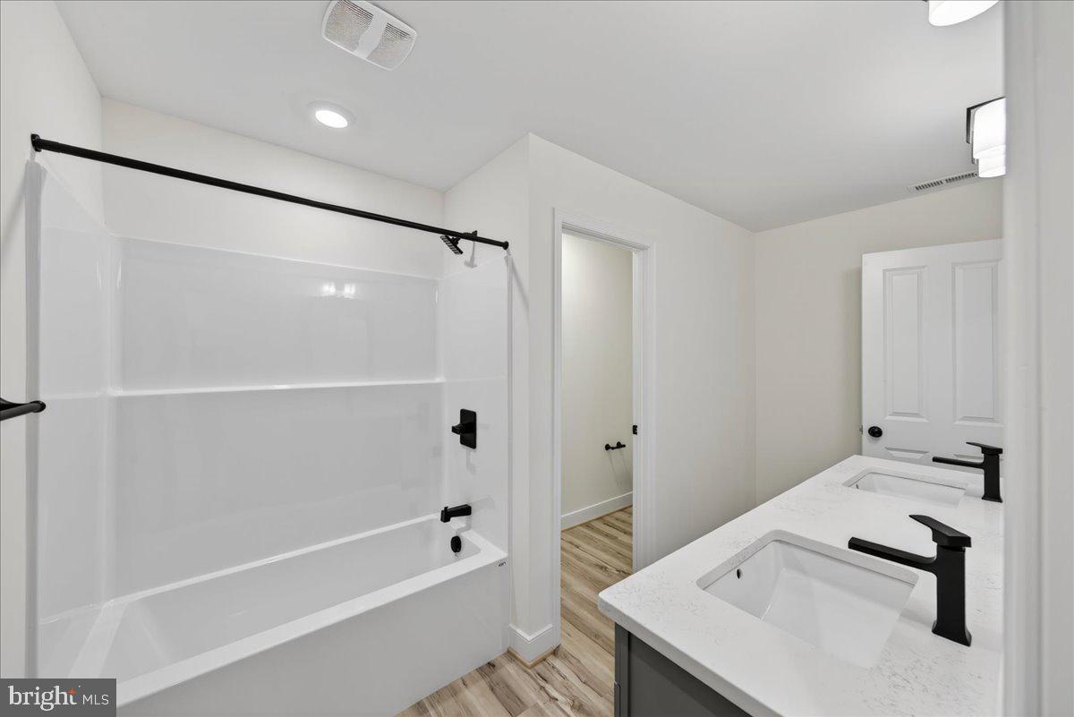 172 Covenant Way Property Photo 69