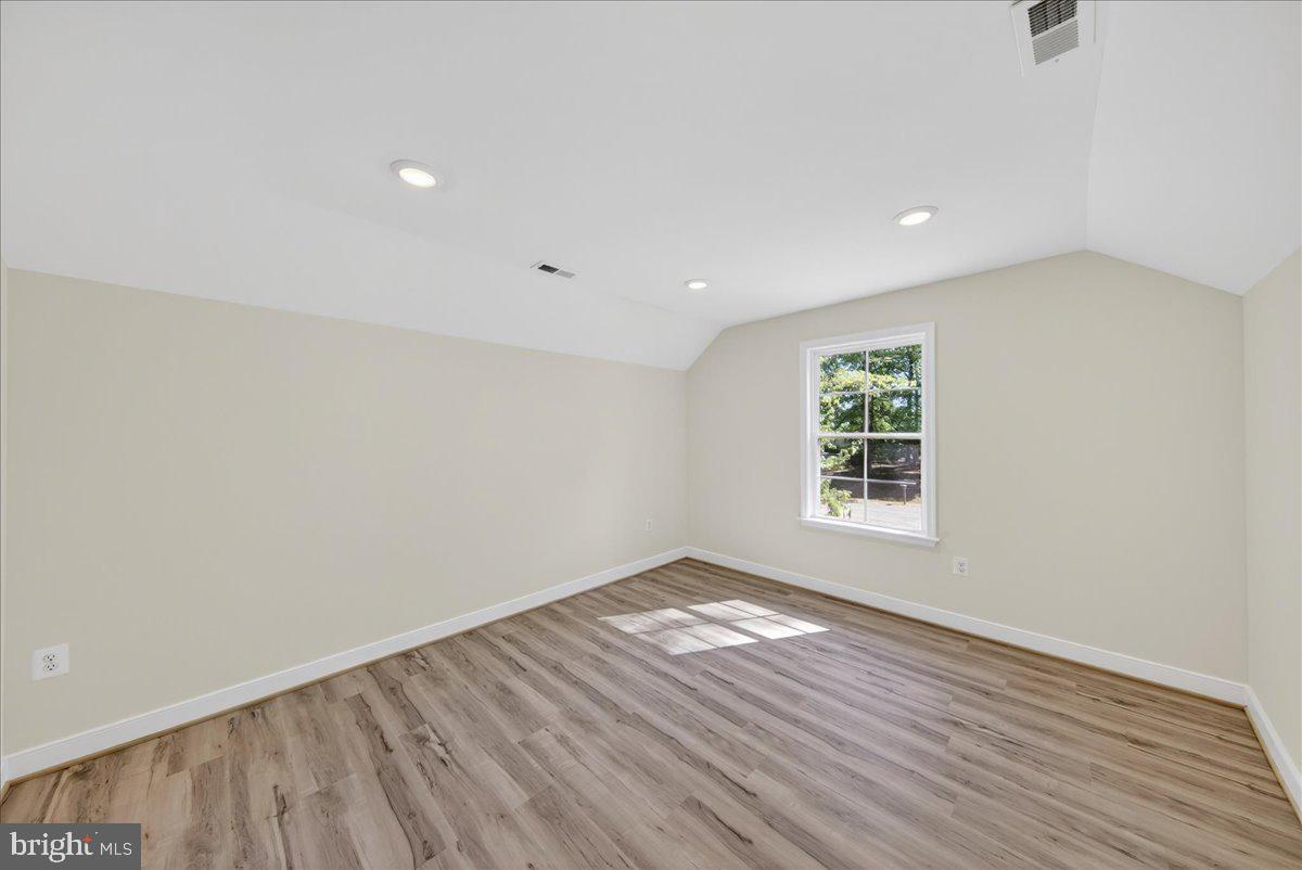 172 Covenant Way Property Photo 73