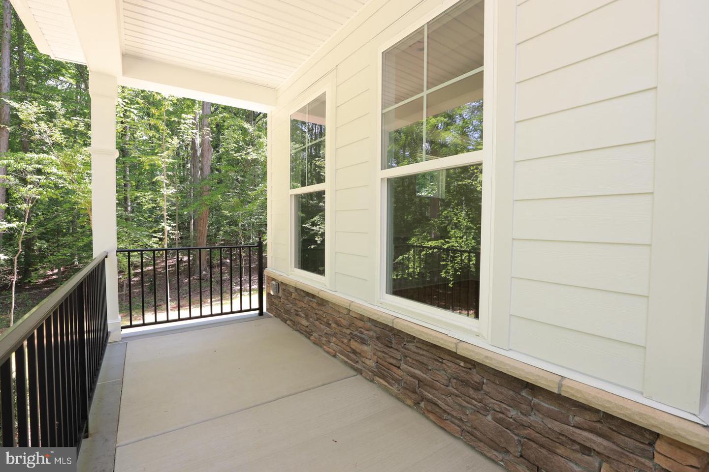 3186 Three Chopt Rd Property Photo 2