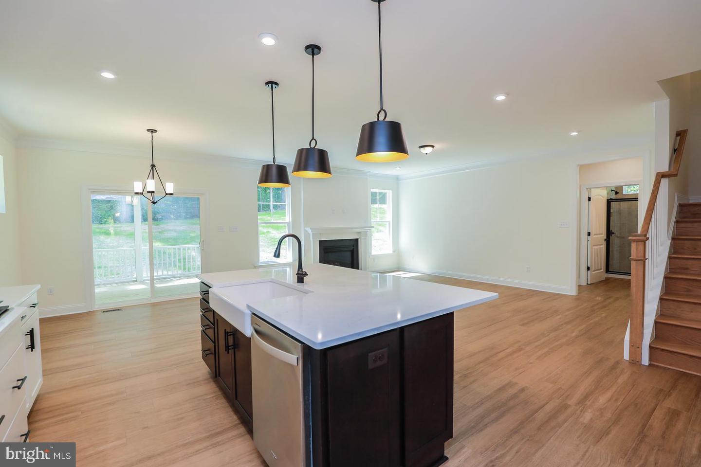 3186 Three Chopt Rd Property Photo 6