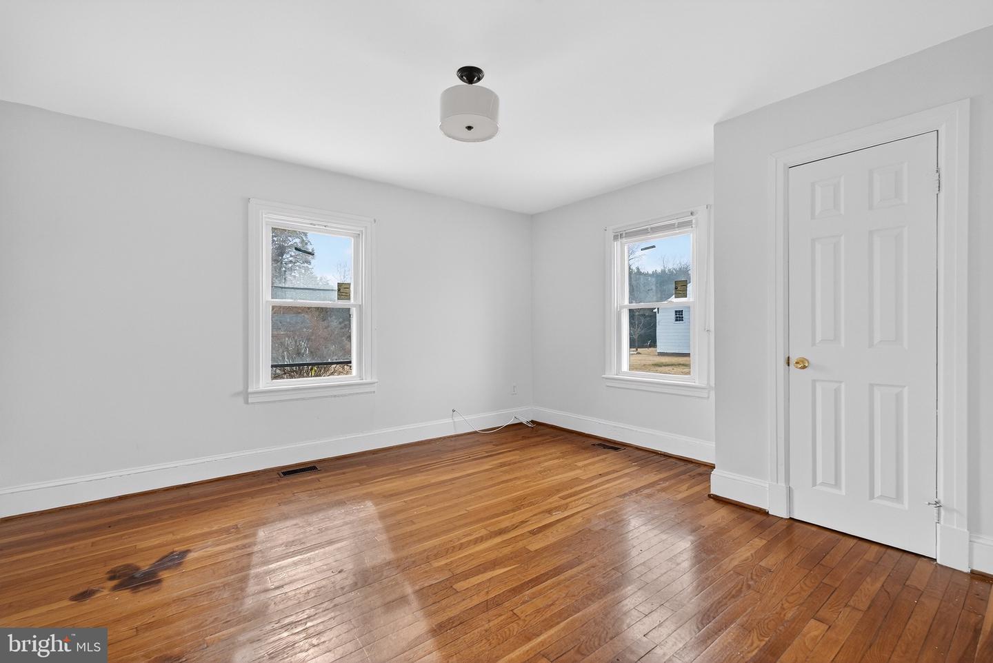 101 Lyde Ave Property Photo 13