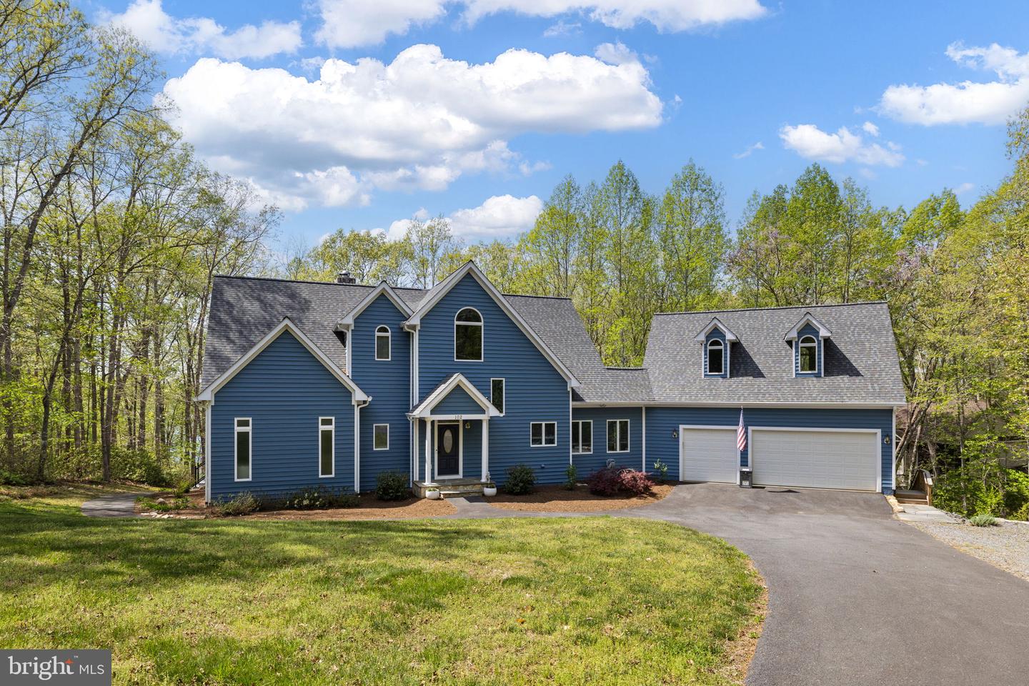 102 Tobys Run Property Photo 17