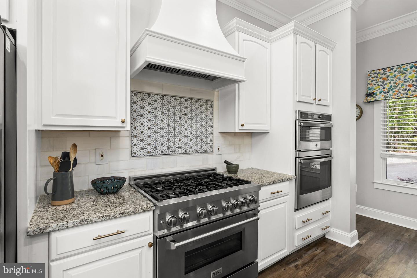 102 Tobys Run Property Photo 32
