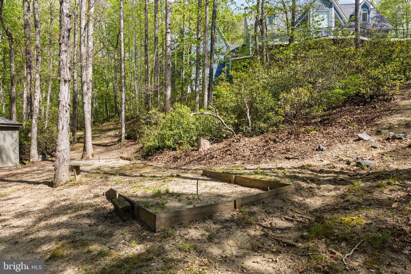 102 Tobys Run Property Photo 82
