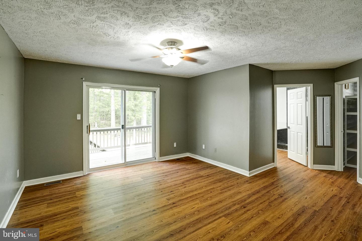 130 Oakleigh Ln Property Photo 25
