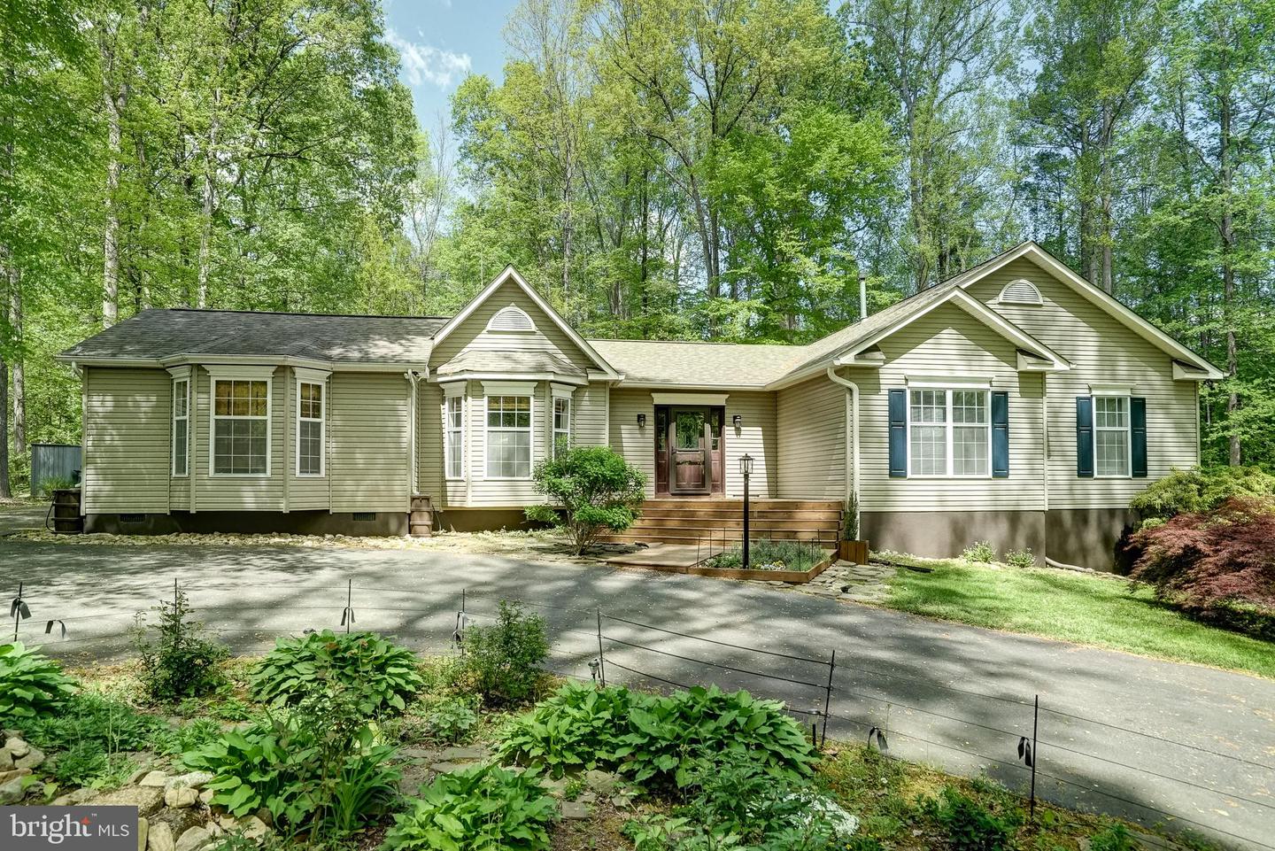 130 Oakleigh Ln Property Photo 63