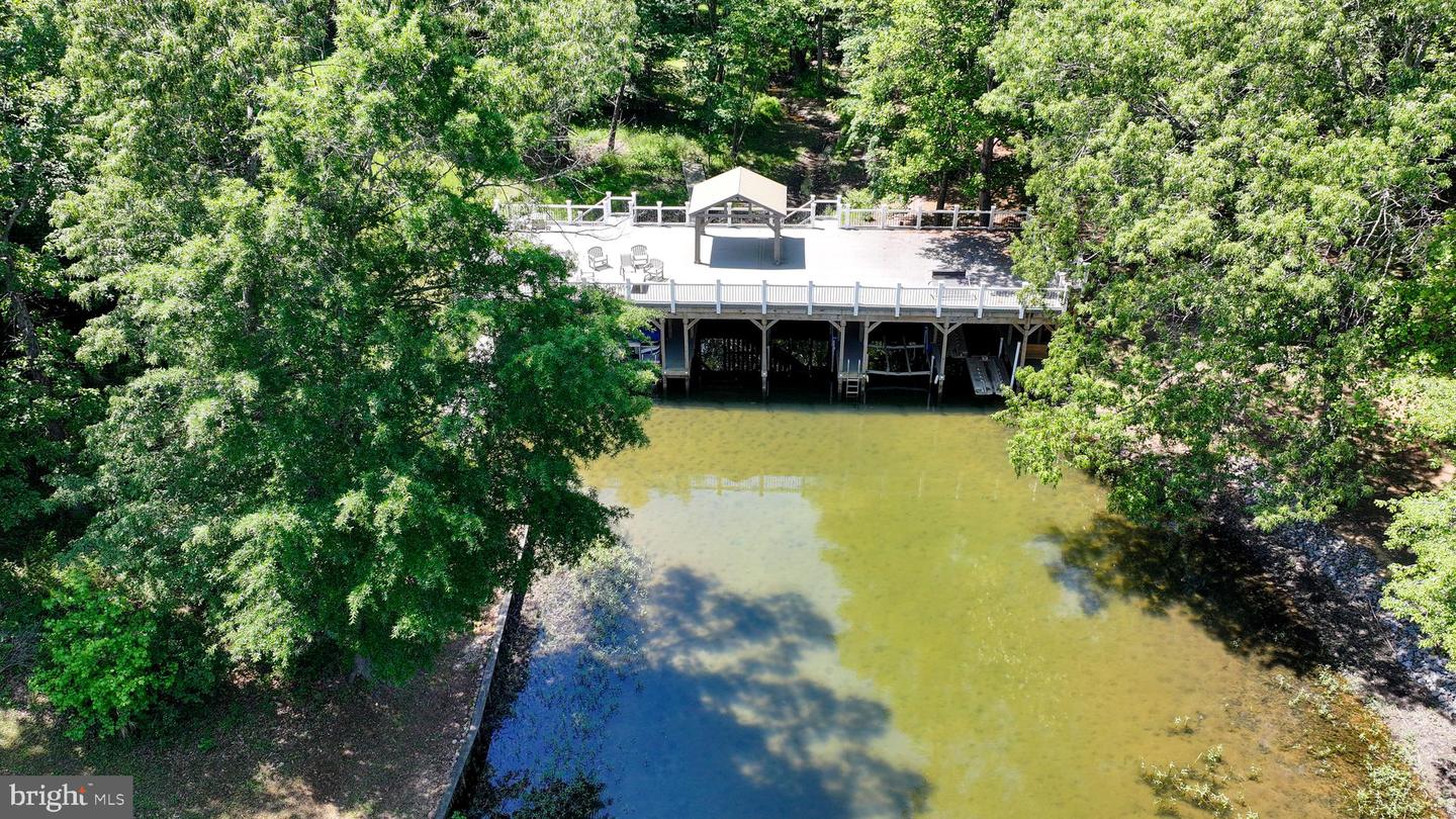 121 Brounaugh Ln Property Photo 103