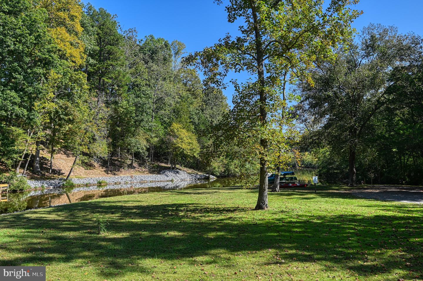 1242 N Lakeshore Dr Property Photo 11