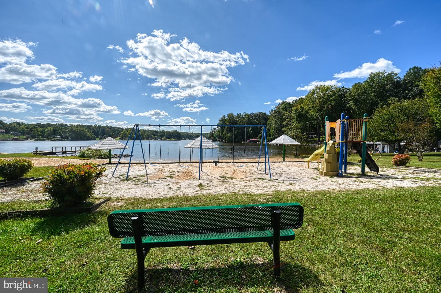 1242 N Lakeshore Dr Property Photo 58
