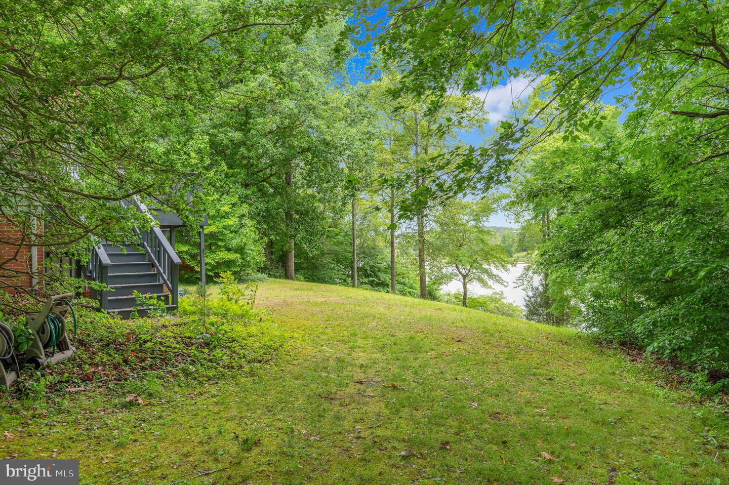 303 Pine Dr Property Photo 48