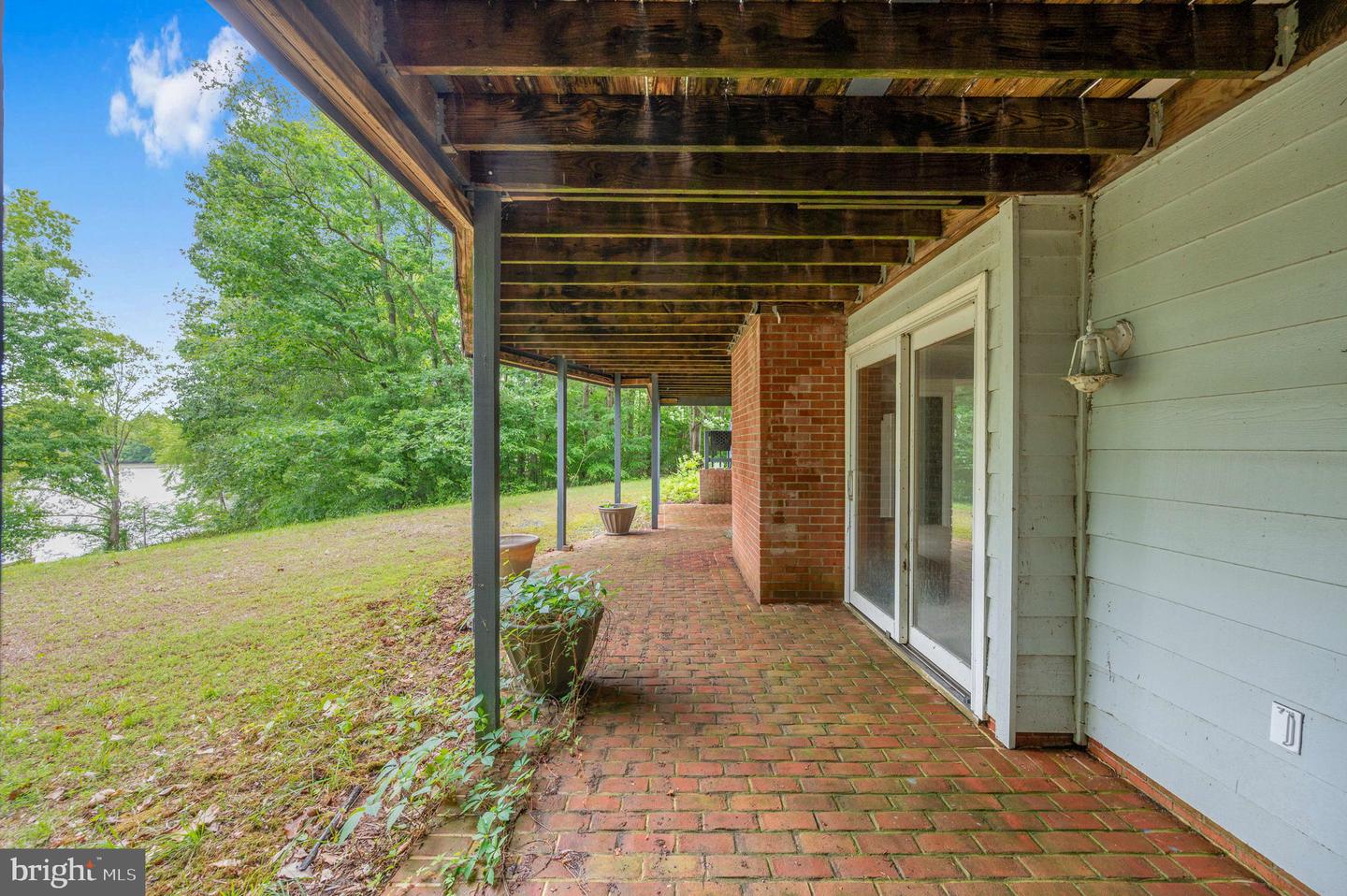 303 Pine Dr Property Photo 58