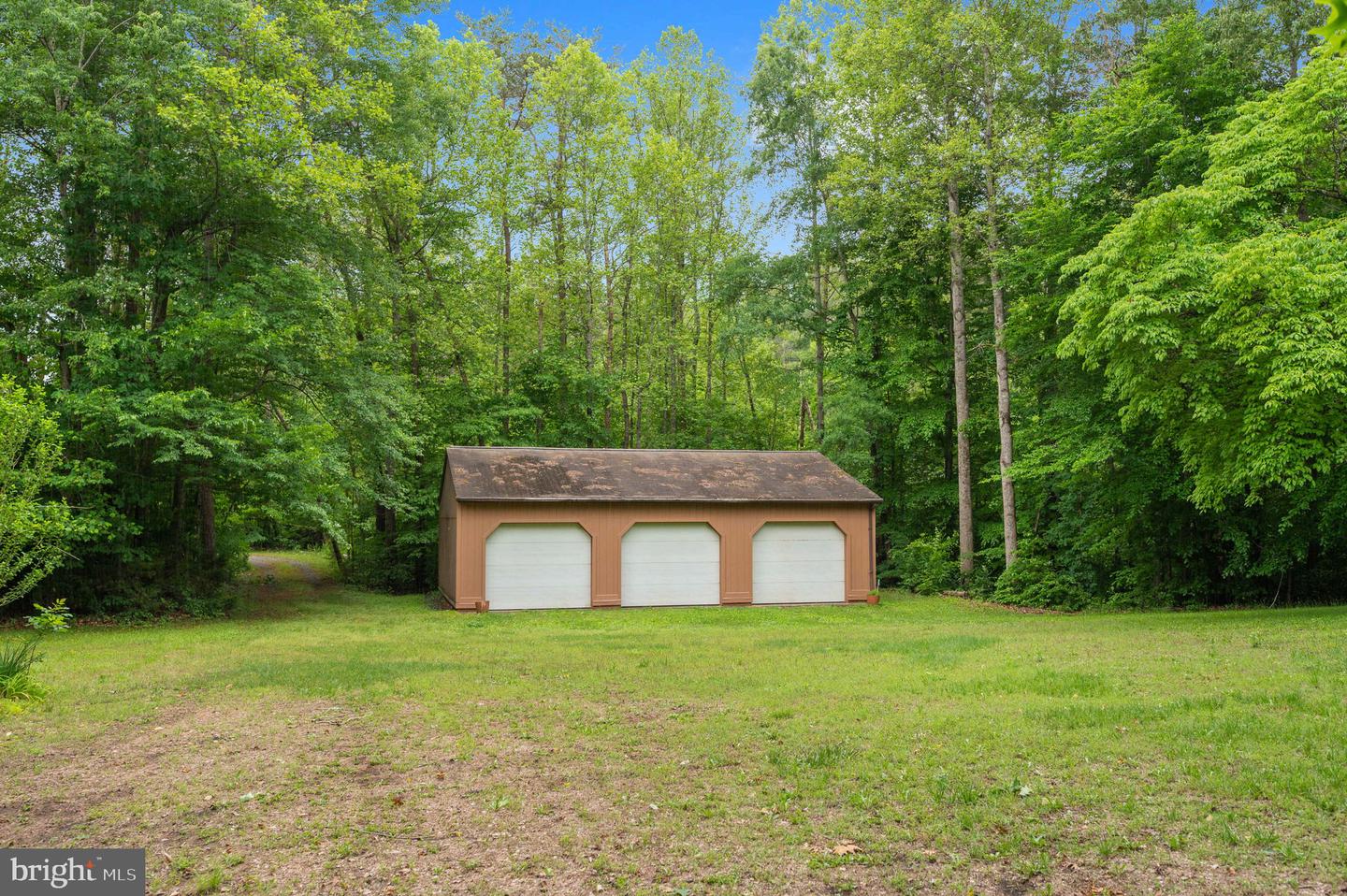 303 Pine Dr Property Photo 76