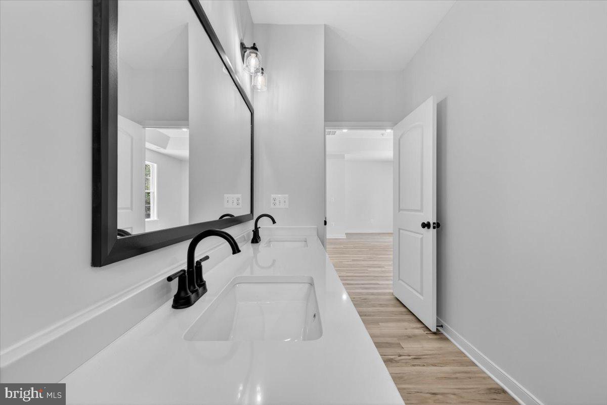 615 Traveller St Property Photo 26