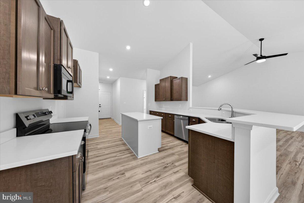 615 Traveller St Property Photo 43