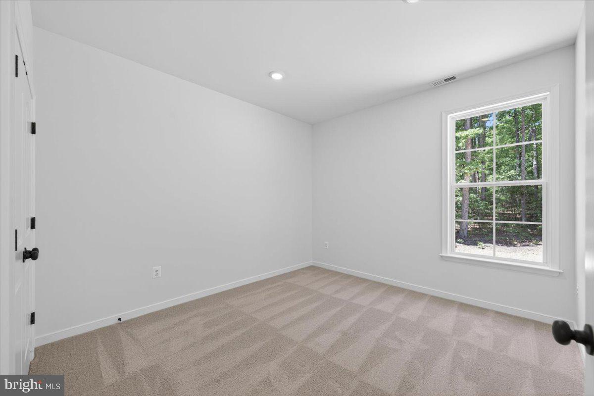 615 Traveller St Property Photo 53