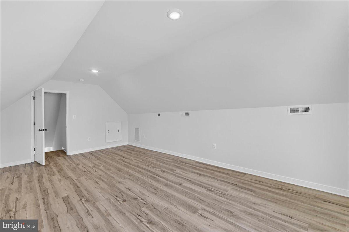 615 Traveller St Property Photo 65