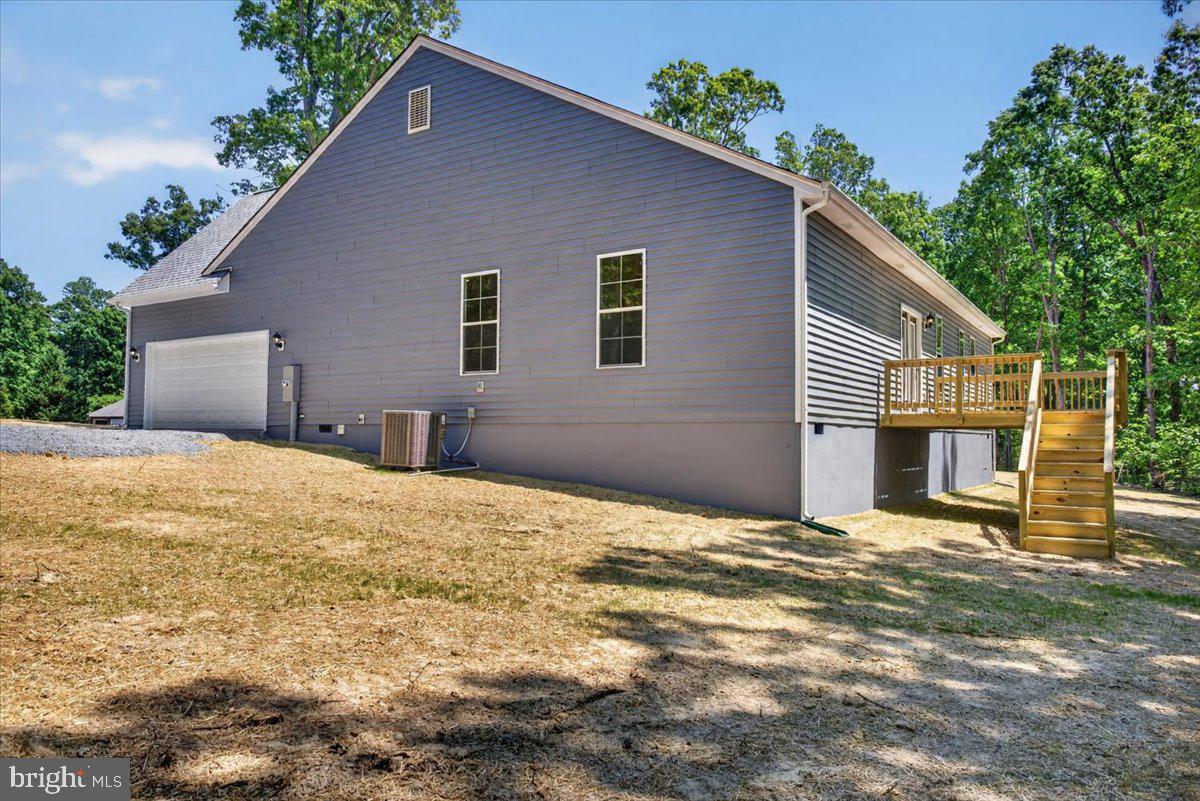 615 Traveller St Property Photo 80