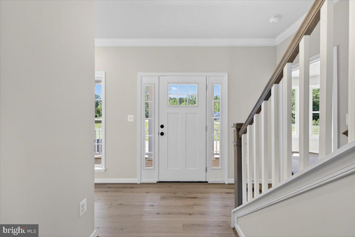 32 Mill Run Property Photo 9
