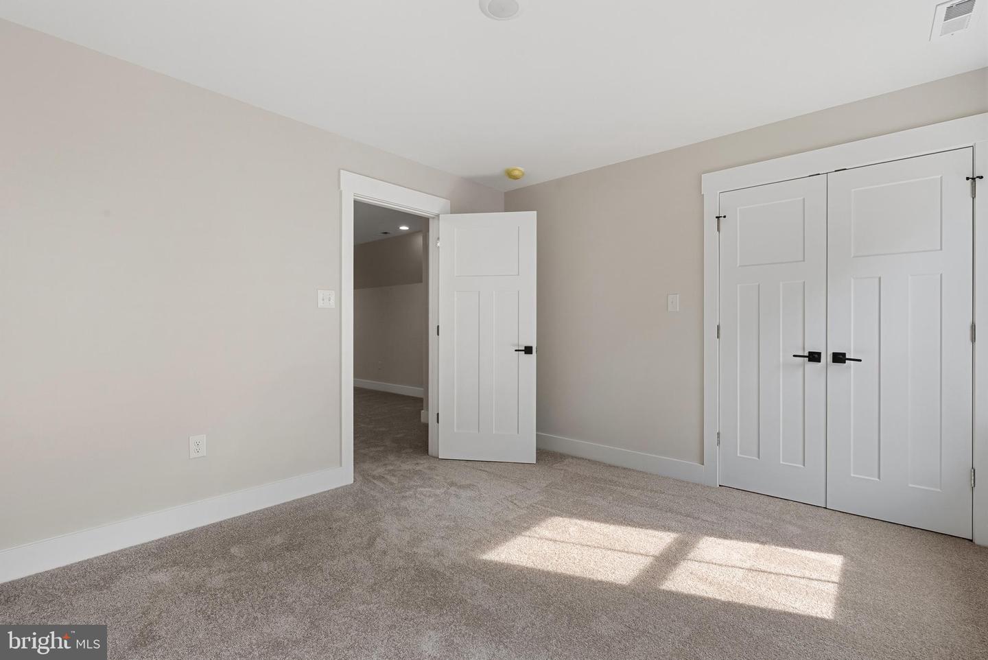 155 Noahs Landing Drive Property Photo 47