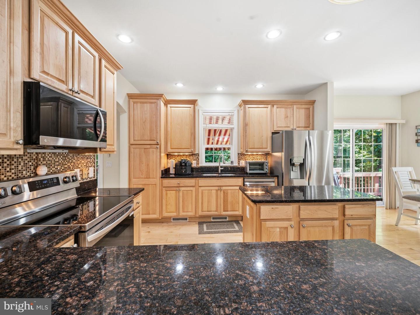 38 Jerdone Island Property Photo 6