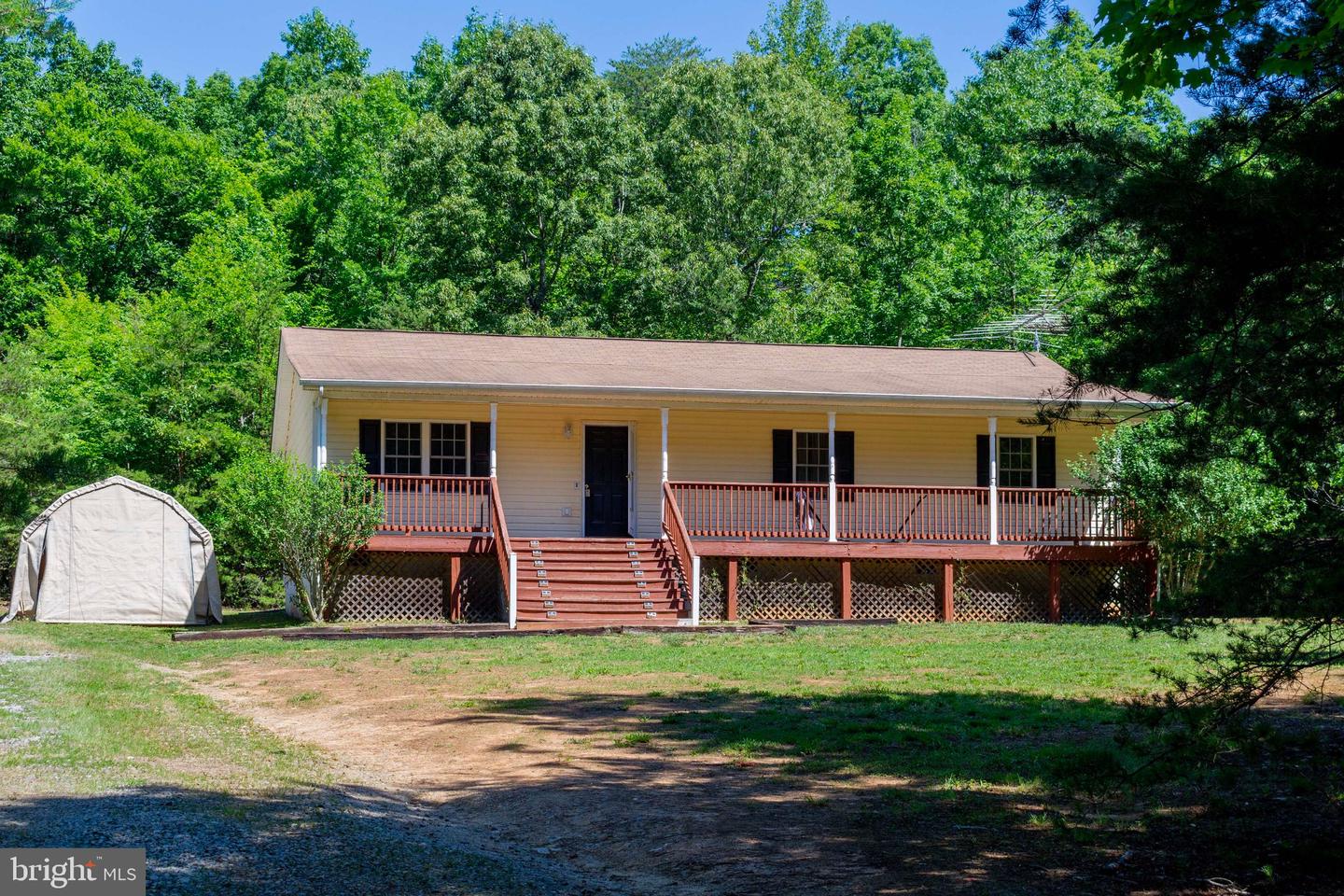 367 TALL PINES DR Property Photo 1