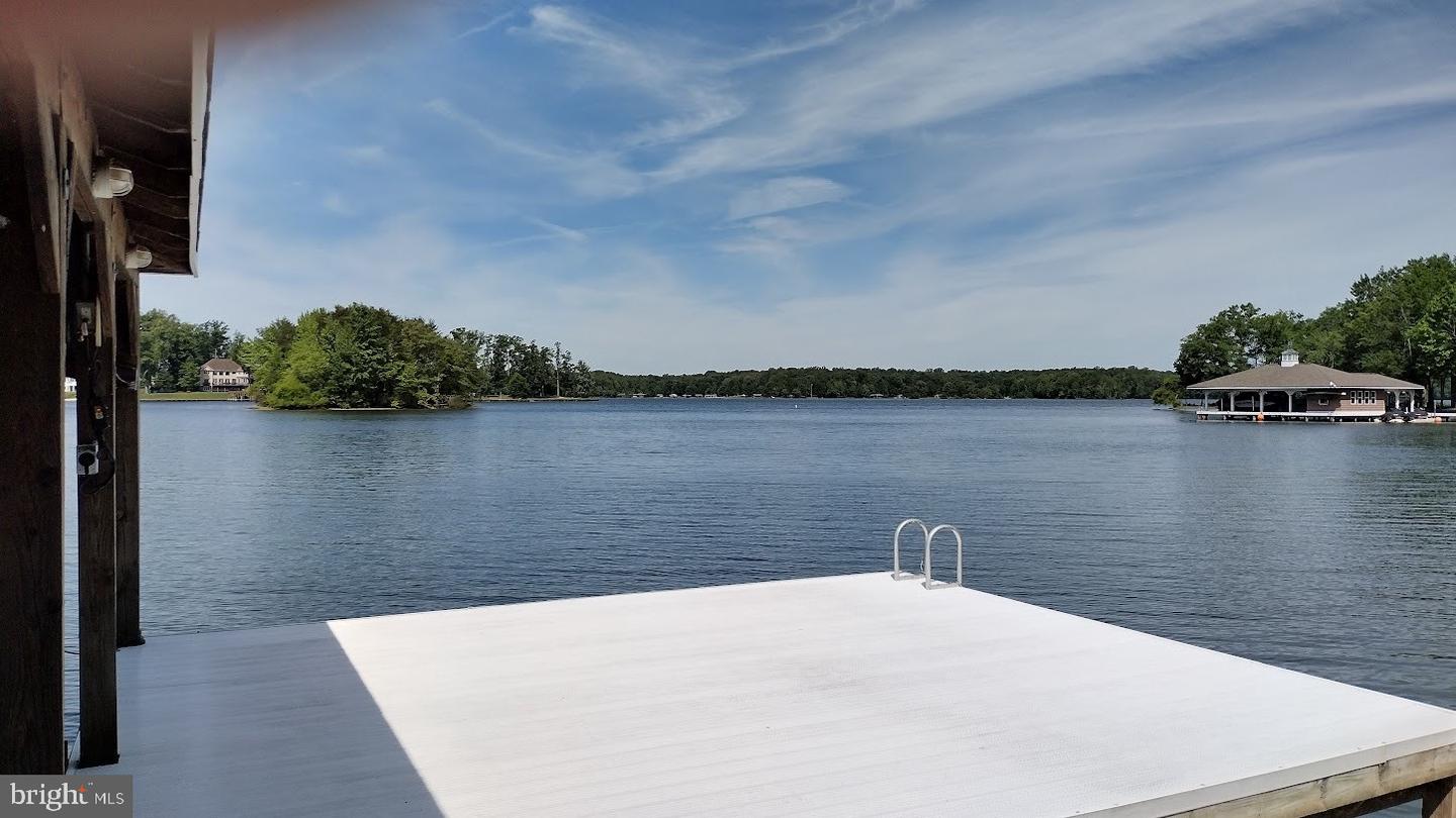 305 Catamaran Ct Property Photo 5