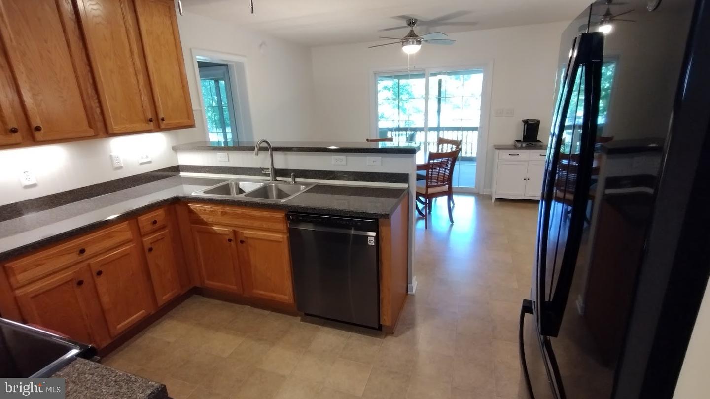 305 Catamaran Ct Property Photo 17