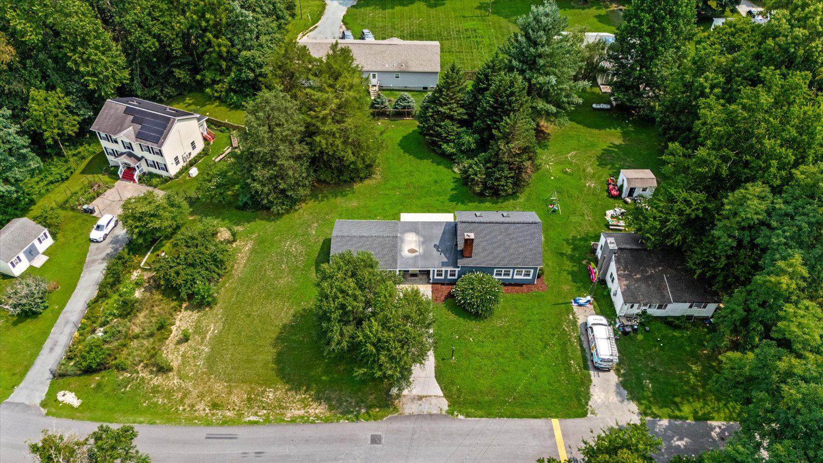 270 Ellis Dr Property Photo 49