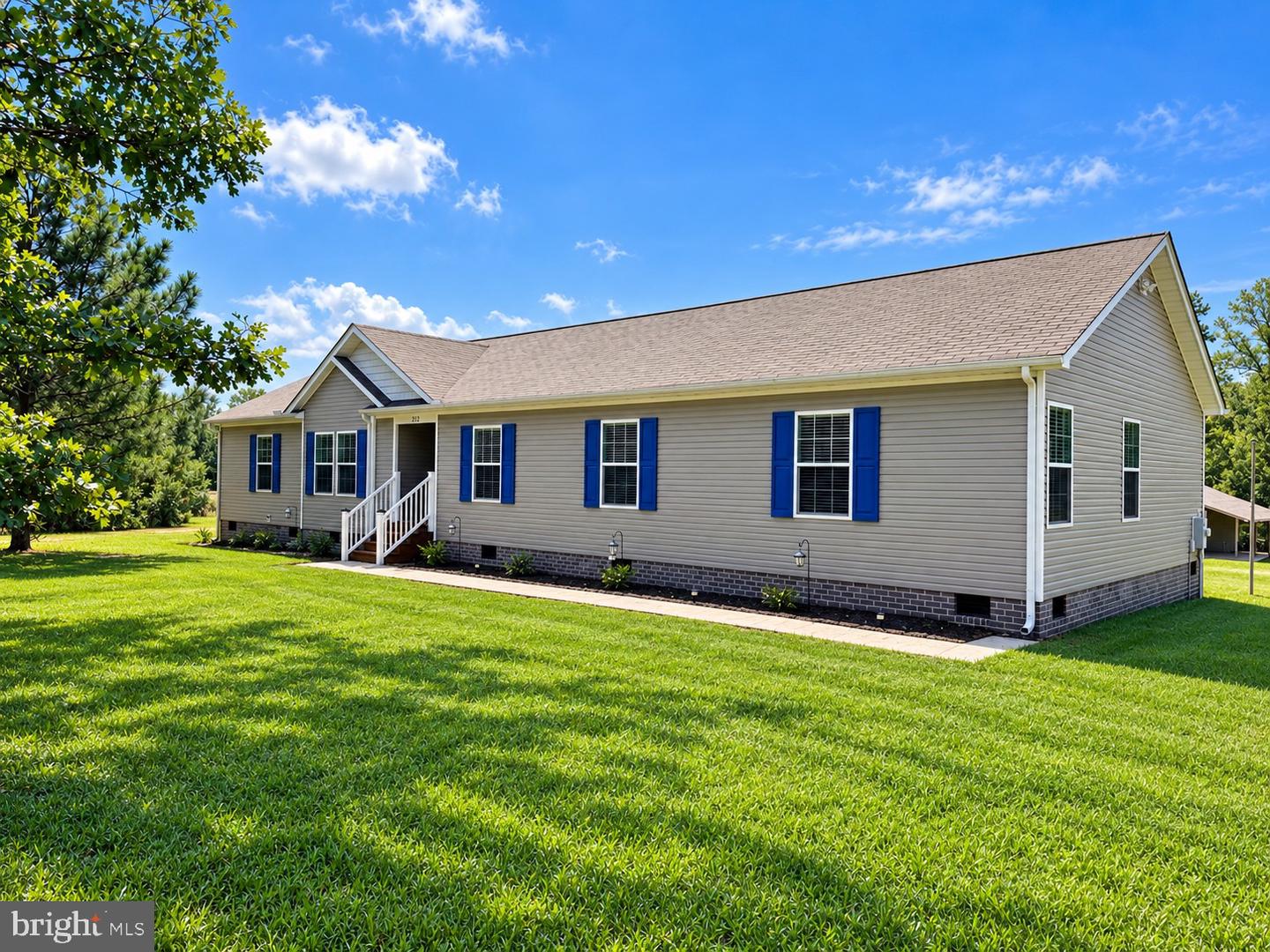 212 Briar Cir Property Photo 1