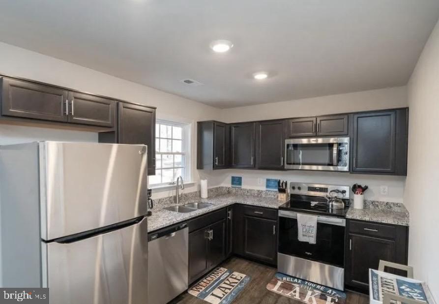 923 Anna Coves Blvd Property Photo 1