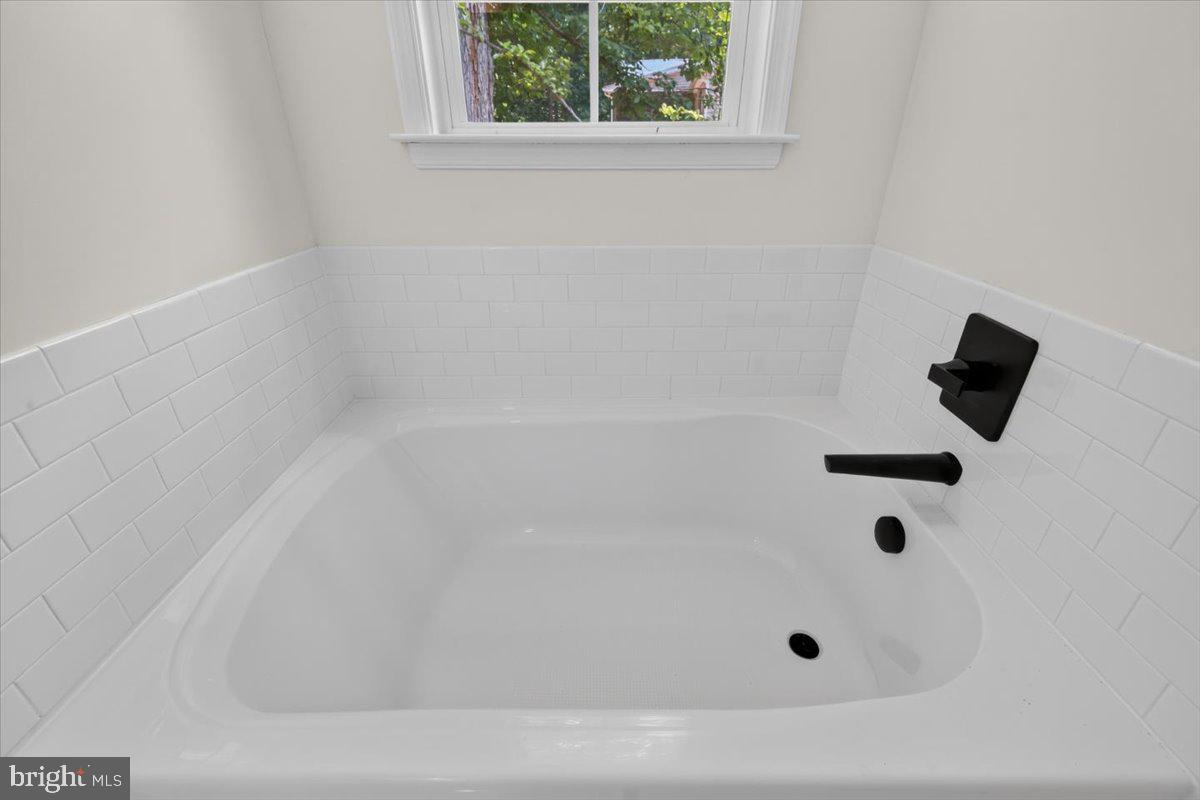 126 Hickory Ln Property Photo 36
