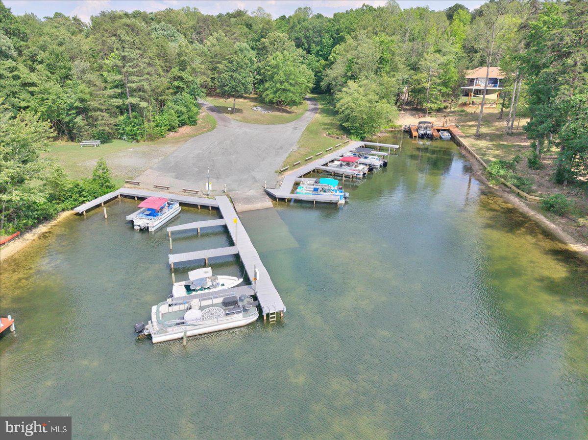 126 Hickory Ln Property Photo 65