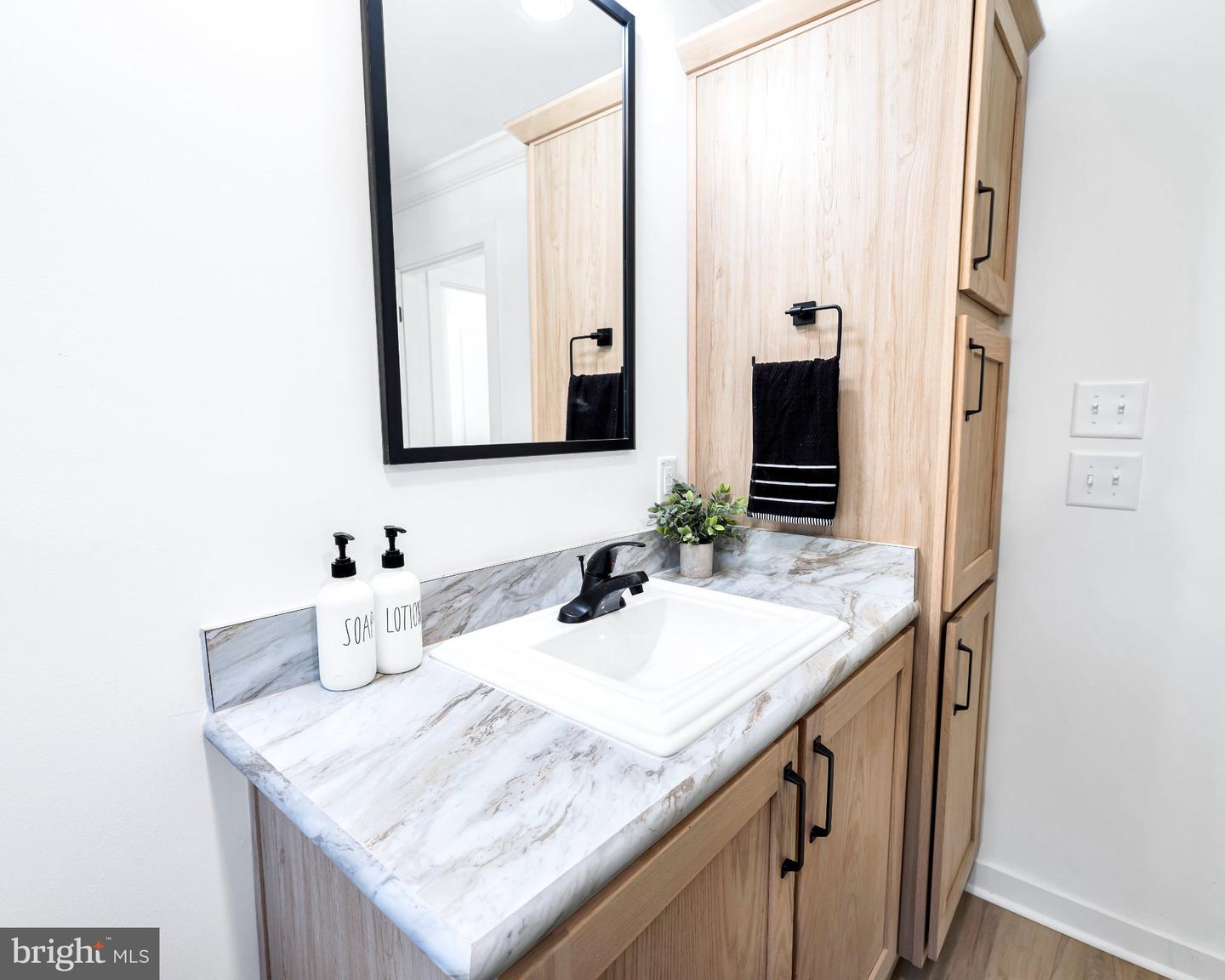 225 Bumpass Property Photo 13
