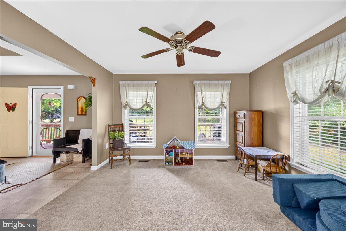 33 Bogey Ln Property Photo 10