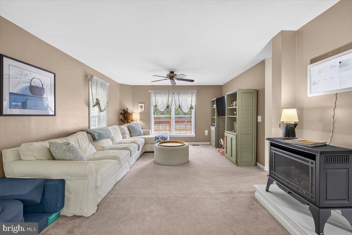 33 Bogey Ln Property Photo 13