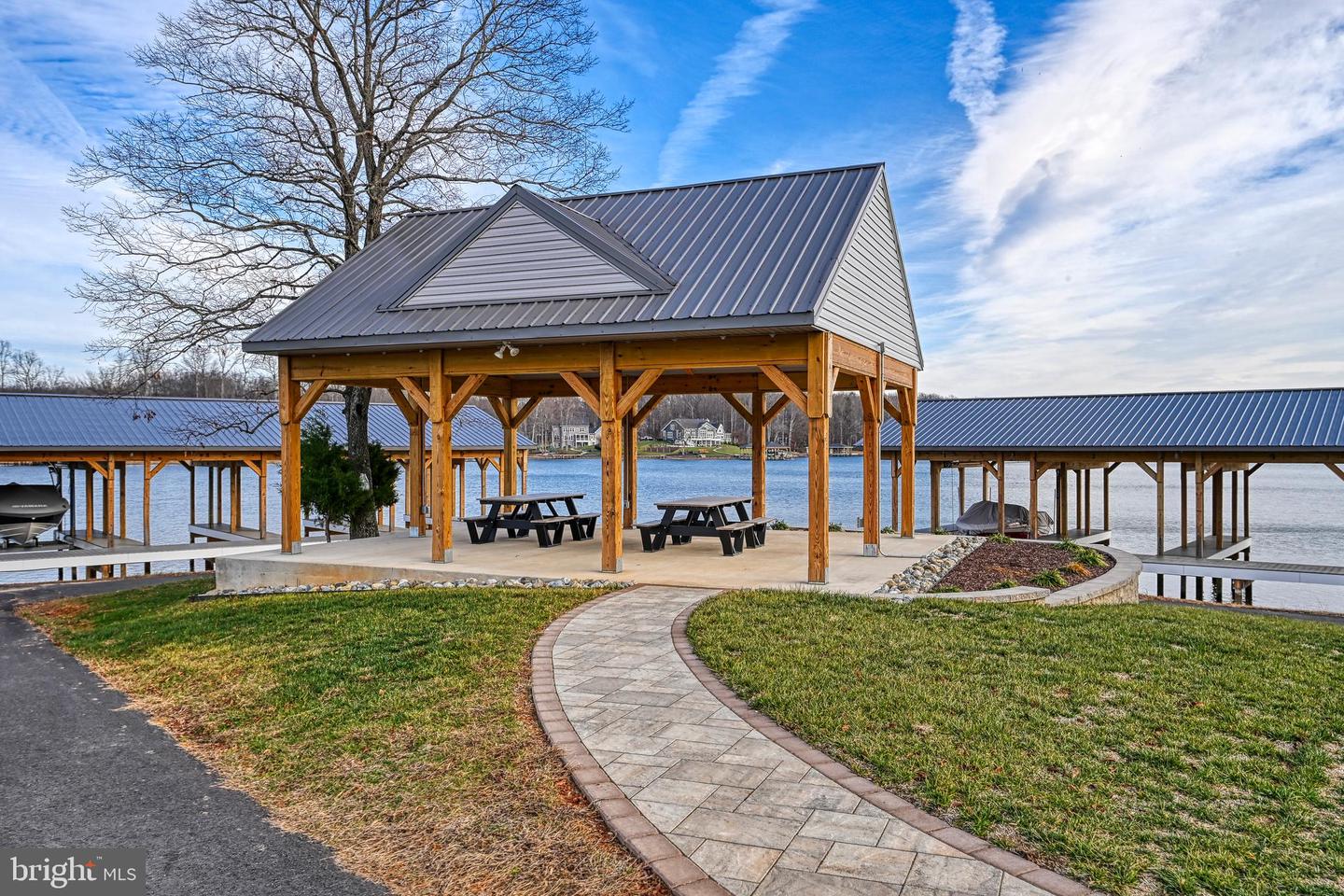 Lot 17 Rock Island Rdg Property Photo 3