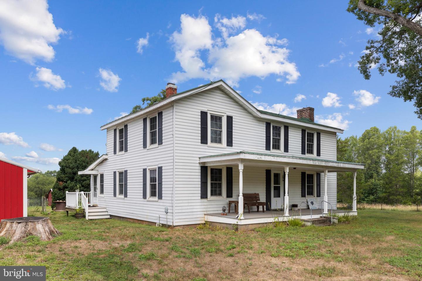 775 Spring Rd Property Photo 4
