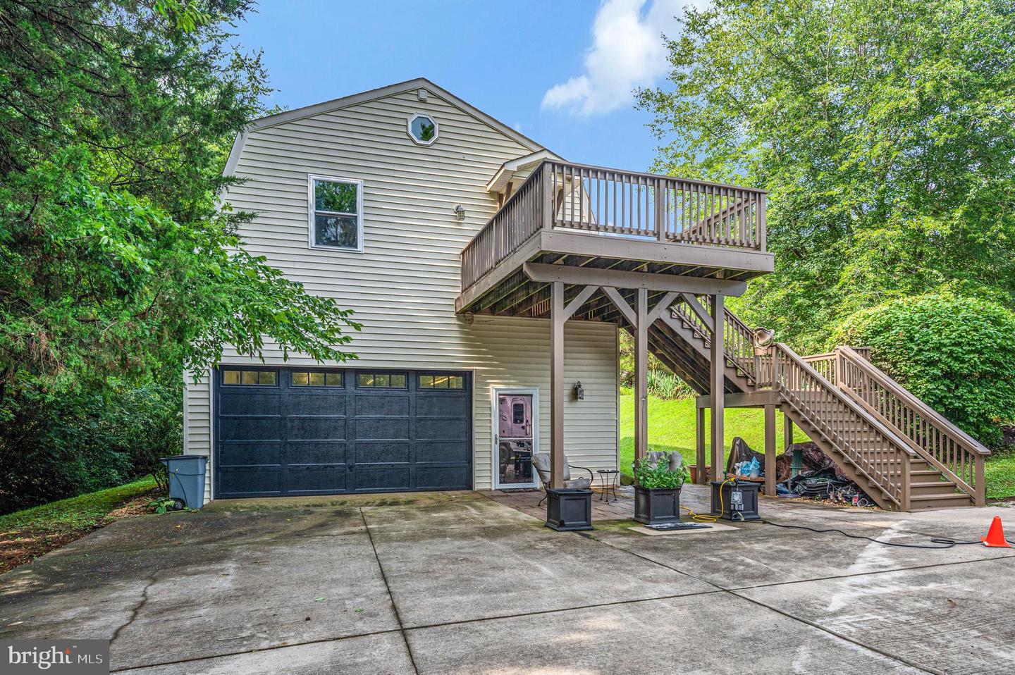 446 Bailey Dr Property Photo 3