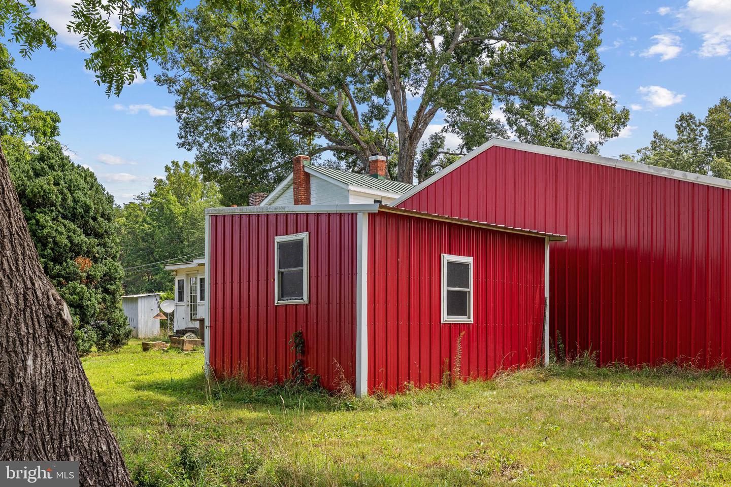 775 Spring Rd Property Photo 31