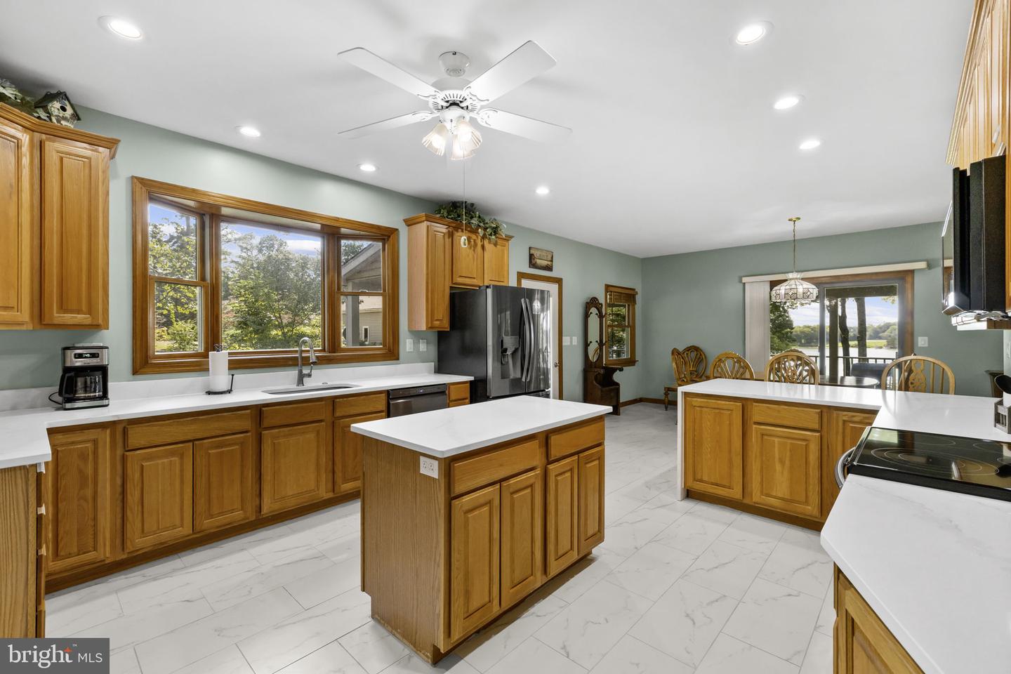 214 Scotch Pine Dr Property Photo 28