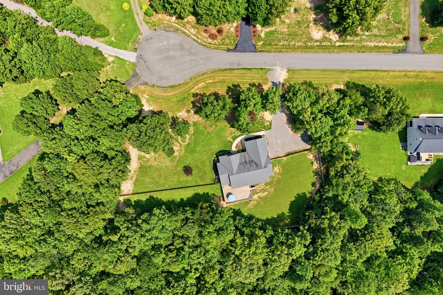 153 Beagle Run Dr Property Photo 4