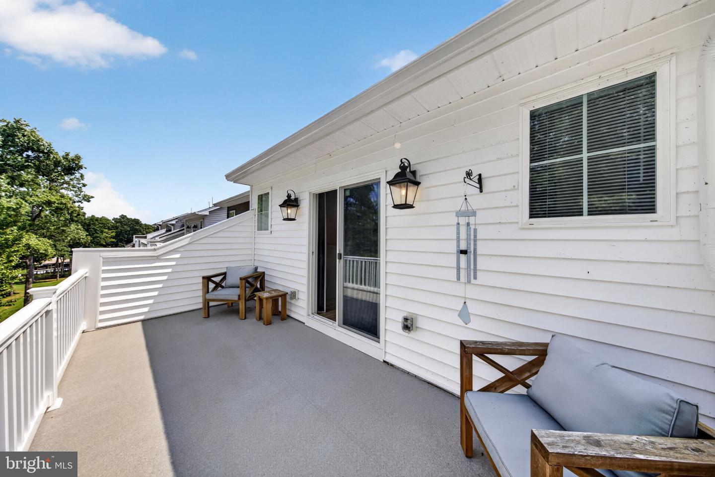 360 Lake Front Dr #j002 Property Photo 65
