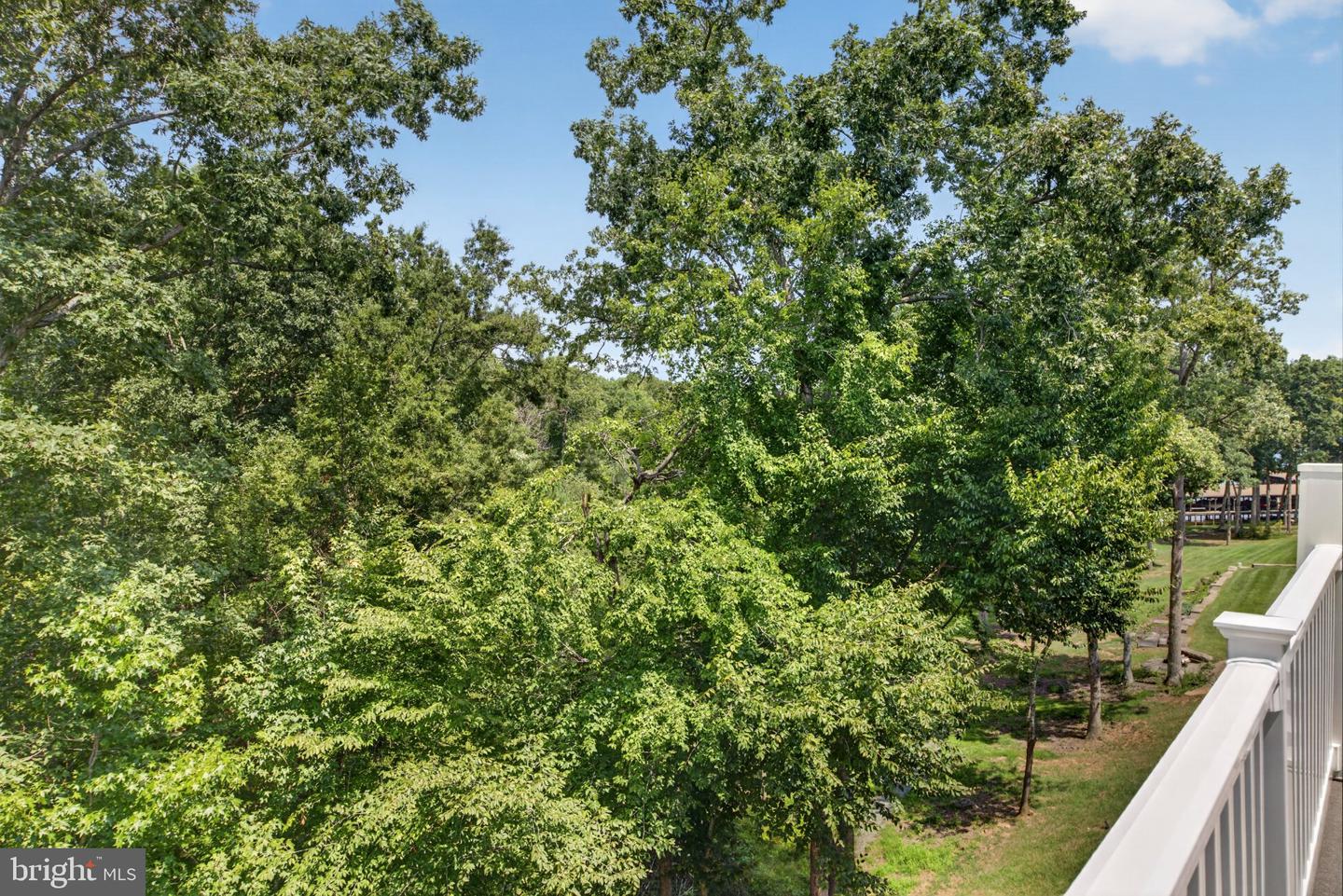 360 Lake Front Dr #j002 Property Photo 66