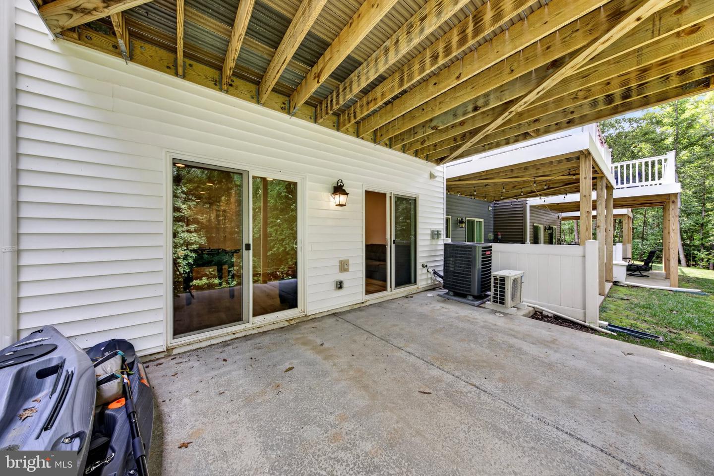 360 Lake Front Dr #j002 Property Photo 81