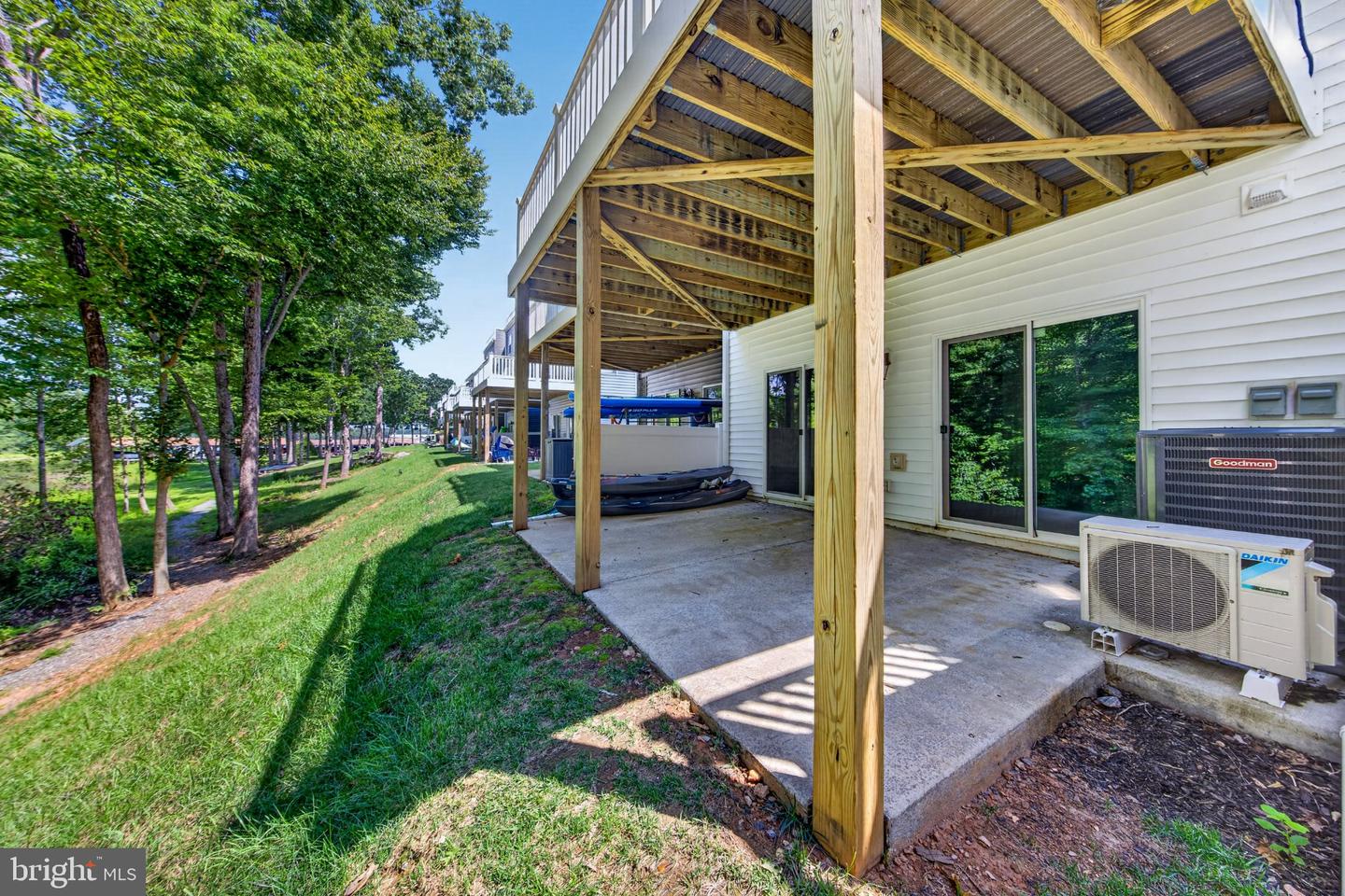 360 Lake Front Dr #j002 Property Photo 82