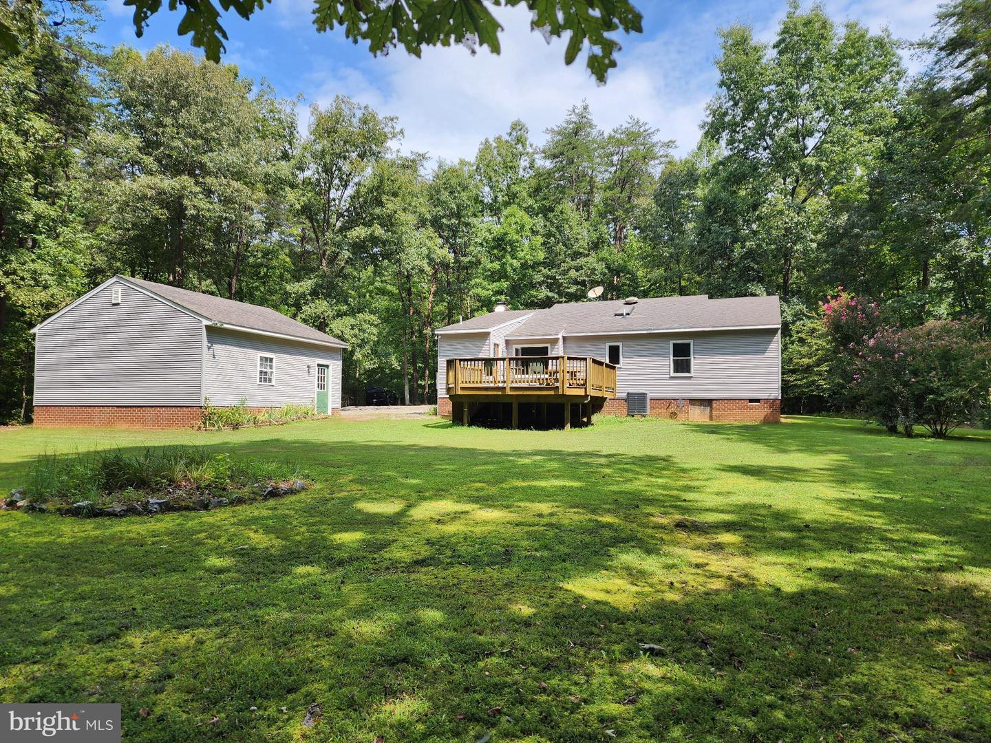 652 Jackson Rd Property Photo 5