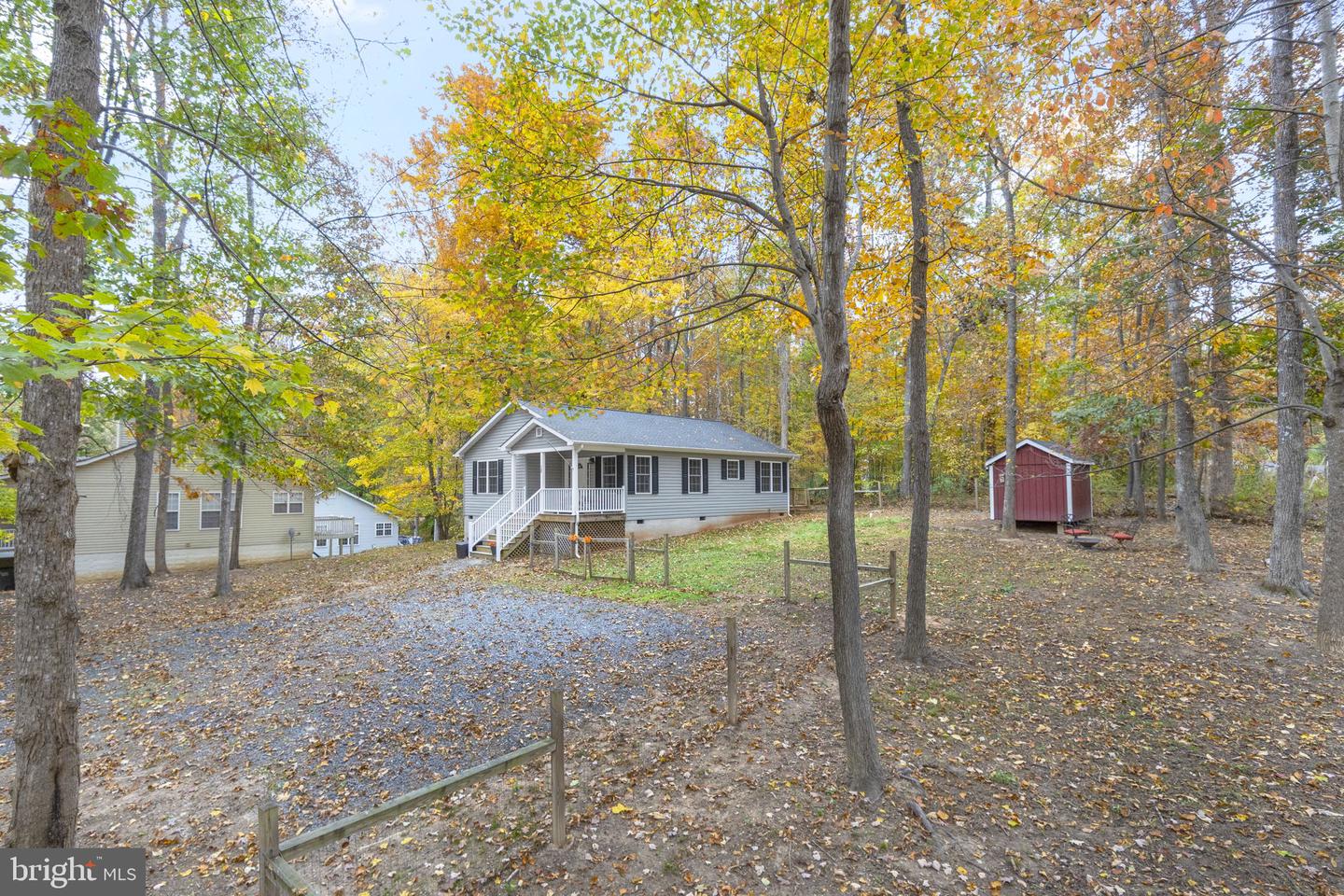 18 Ellis Ln Property Photo 6